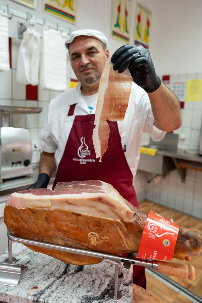 Mesnica – Market Žužić